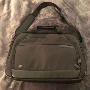 Samsonite Xenon Top-Loading Laptop Bag NWT